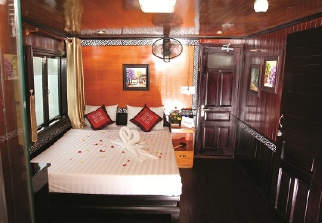 Paragon Sancy Cruise bedroom